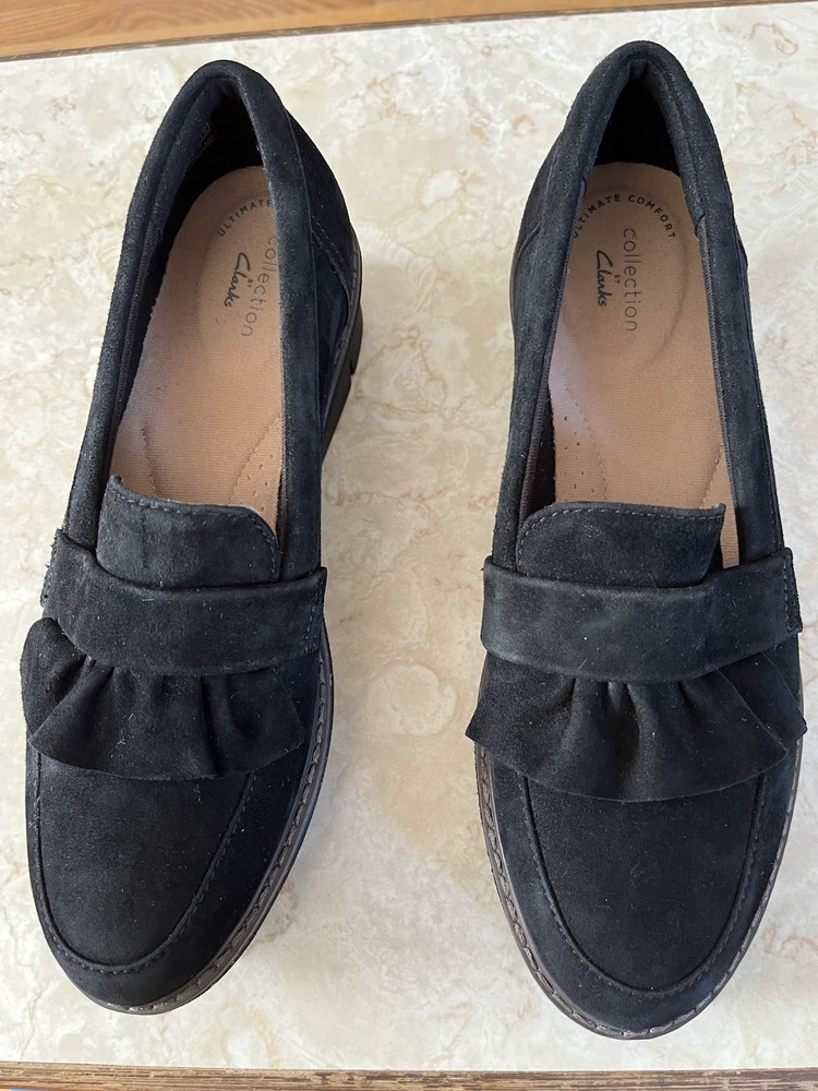 Clark's Collection Women's Airabell Wedge Slip On Suede Ruffle Loafers Black 8M