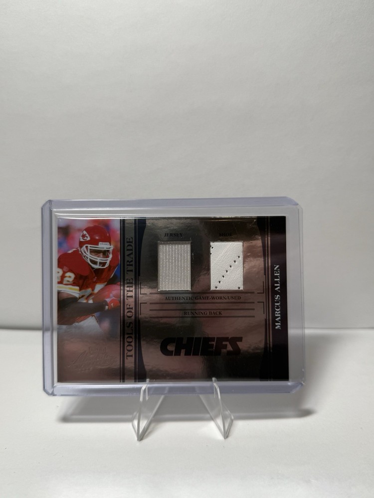 2006 Playoff  - Tools of the Trade Marcus Allen Game Used Shoe/Jersey Relic /50