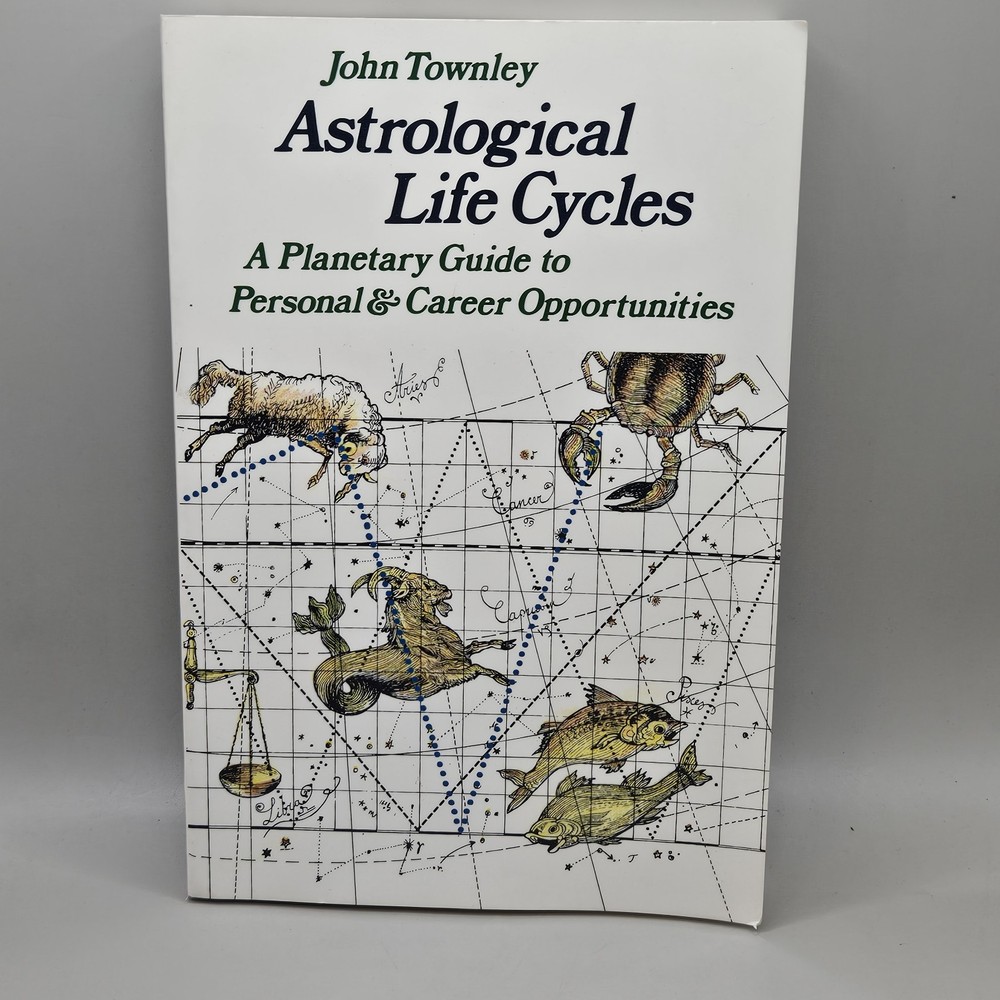 Astrological Life Cycles by John Townley PB First Edition Good 1987