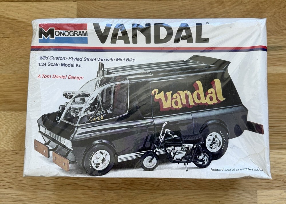 SEALED NEW Monogram Tom Daniel Vandal Custom Van 1/24 Model Kit