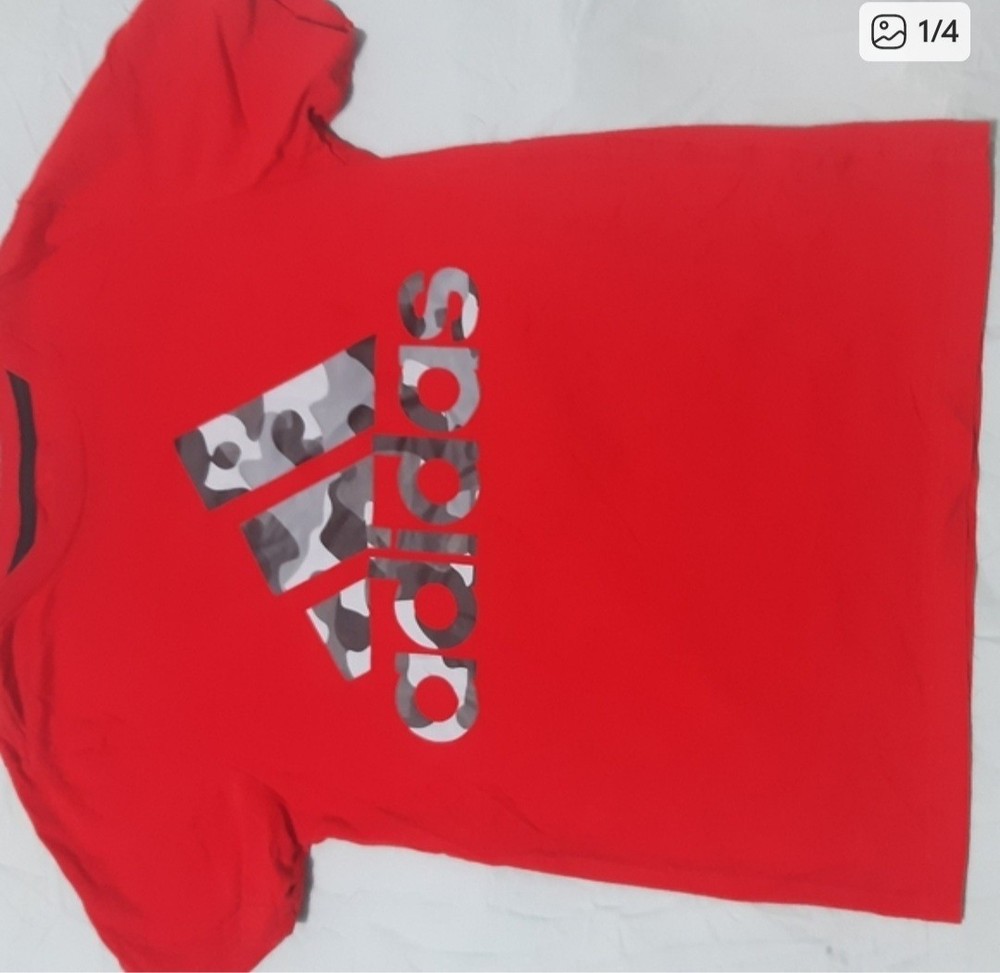 adidas Men's Red Graphic Logo Crew Neck Short Sleeve Cotton Knit T-Shirt S