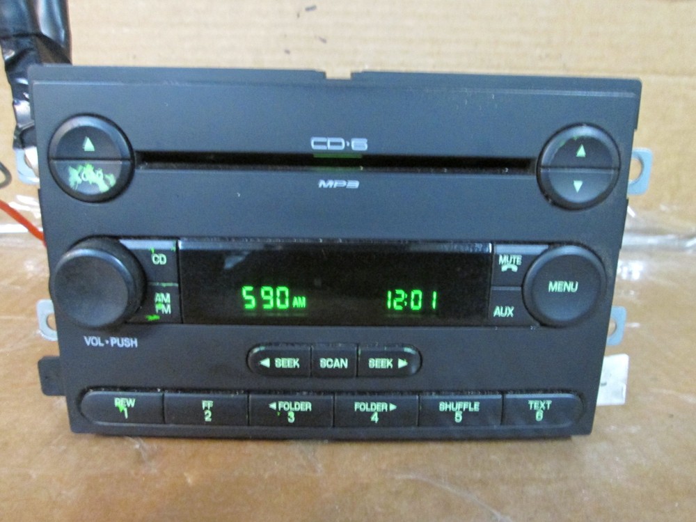 05-07 Ford Five Hundred Radio Stereo MP3 6 CD Receiver Control 5g1t18c815dj