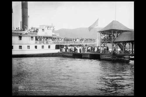 Steamer,boats,ships,passengers,Silver Bay landing,Lake George,New York,NY,c1906