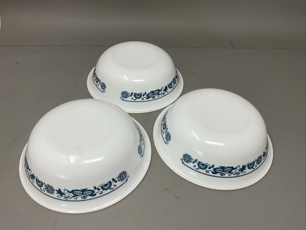 Corelle Old Town Blue Onion 3-Piece 6.25