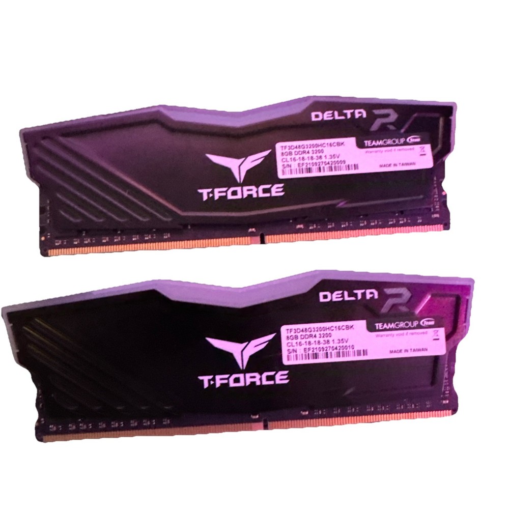 Team T-Force Delta RGB 16GB (2 x 8GB) 288-Pin PC RAM DDR4 3200