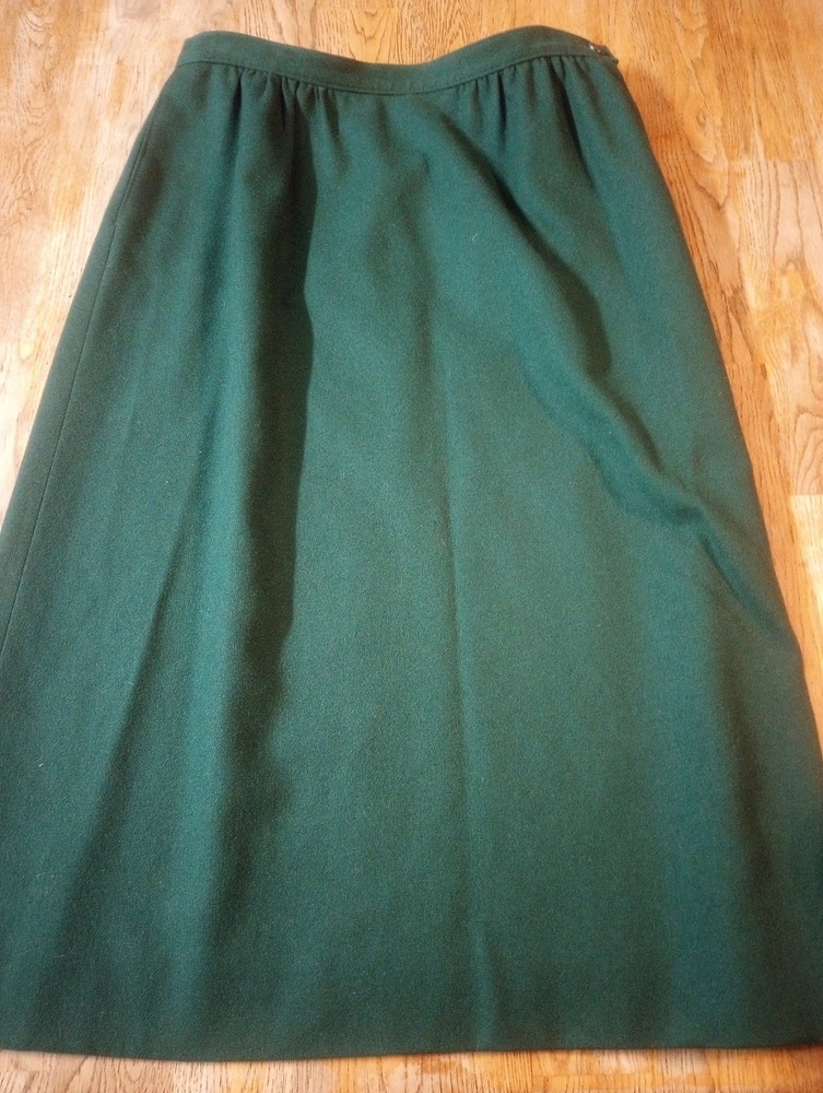 Women's Pendleton 100% Virgin Wool Green Pencil Skirt Classy Luxury Vtg