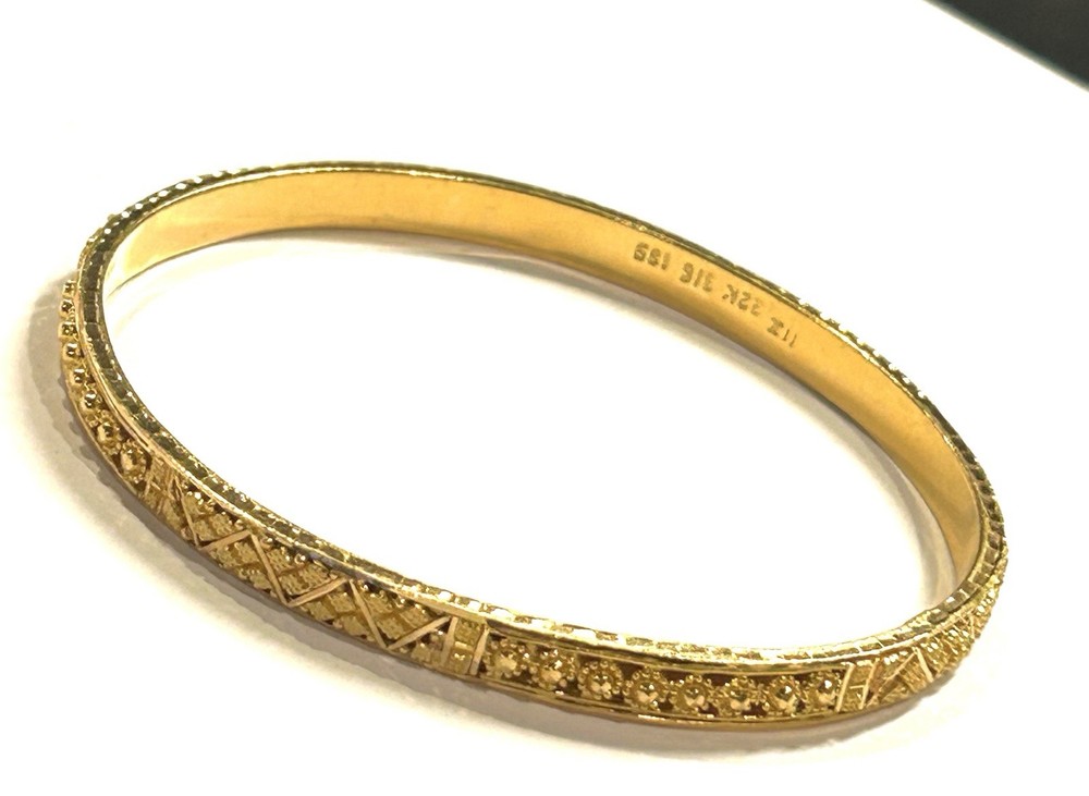 22k 916 Gold Bangle Bracelet 7.5