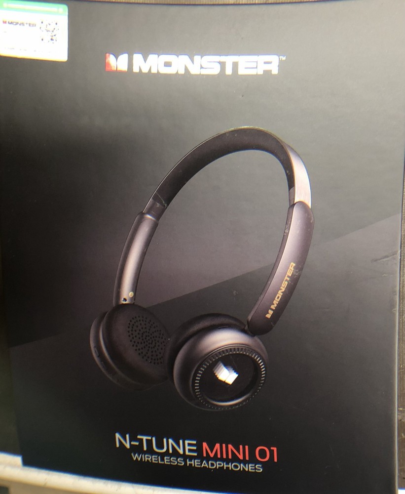New Monster mini N-tune 01 bluetooth lightweight headphones.