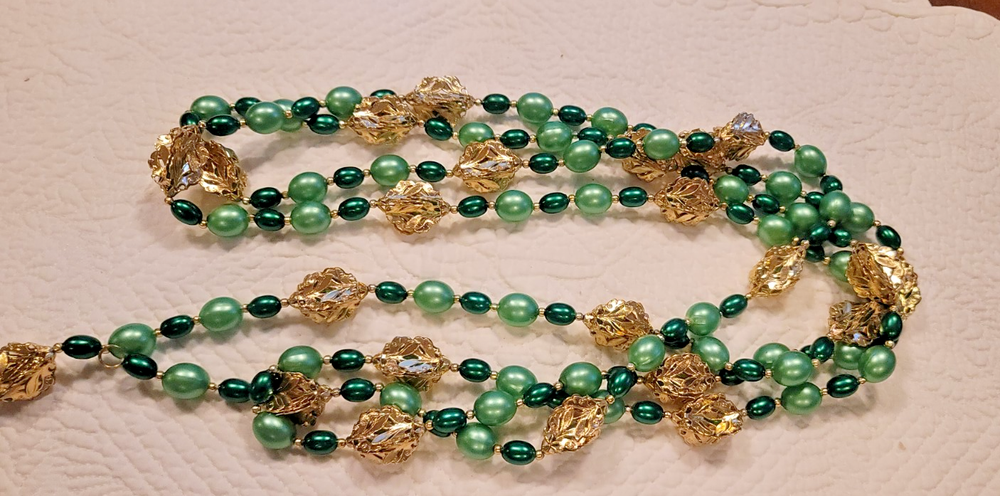 Vintage Christmas Tree Garland 106” String  Gold Accent Green Plastic Beads-image