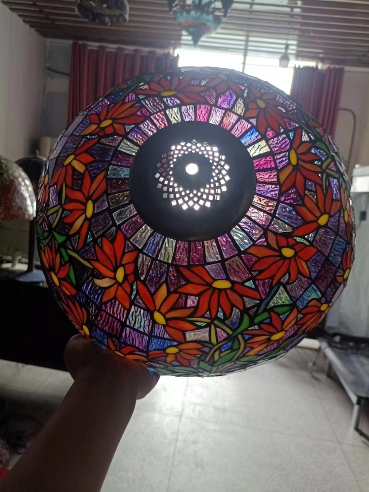 tiffany lampshade