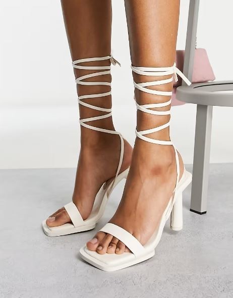 PUBLIC DESIRE Cream L'amour Round Heel Sandals UK Size 4 F890