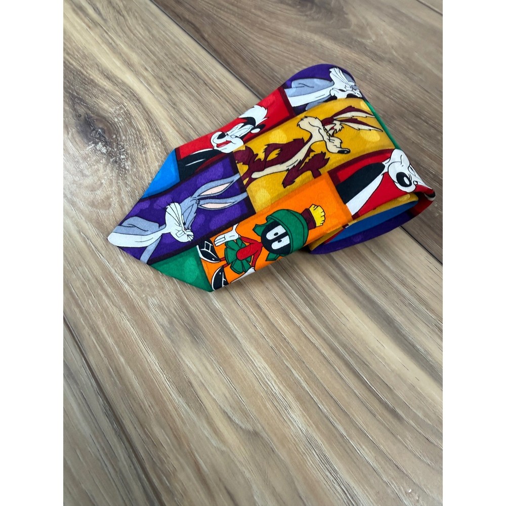 VTG1993 Looney Tunes Mania Silk Tie Bugs Bunny Taz Daffy Duck Marvin The Martian