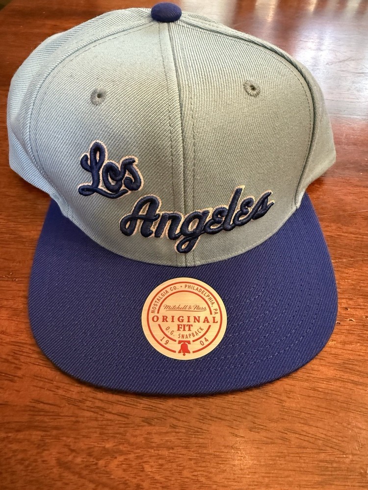 Mitchell & Ness LA Lakers Hardwood Classics Baby Blue Two Tone Snapback Hat NEW