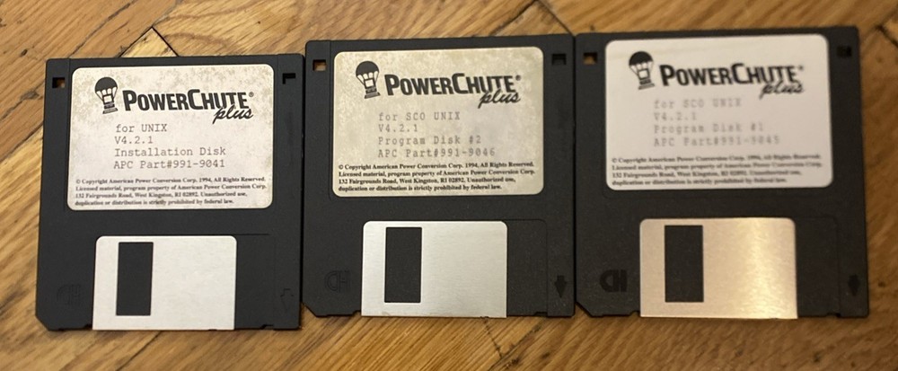 VTG 1994 APC Powerchute Plus Unix Program 3.5 Floppy Disks