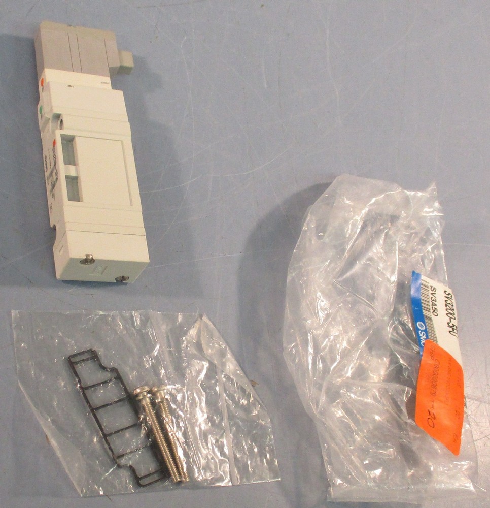 SMC SV3200-5FU Pneumatic Solenoid Valve 5-Port 2-Position 24VDC 0.1-0.7MPa