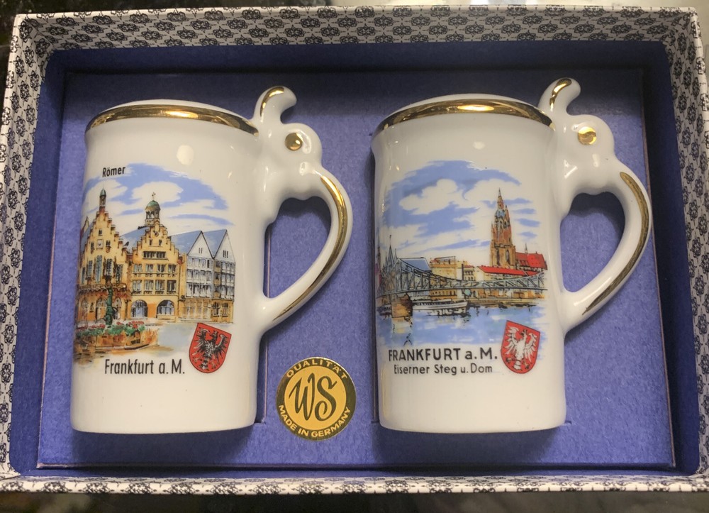 Vintage München Germany Souvenir Stein Salt and Pepper Shakers NIB