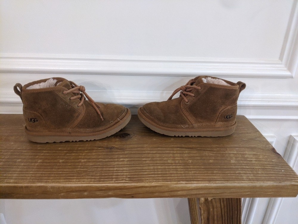 UGG Neumel Chukka Suede Lace Up Ankle Boots Size 3 Chestnut - 1094269