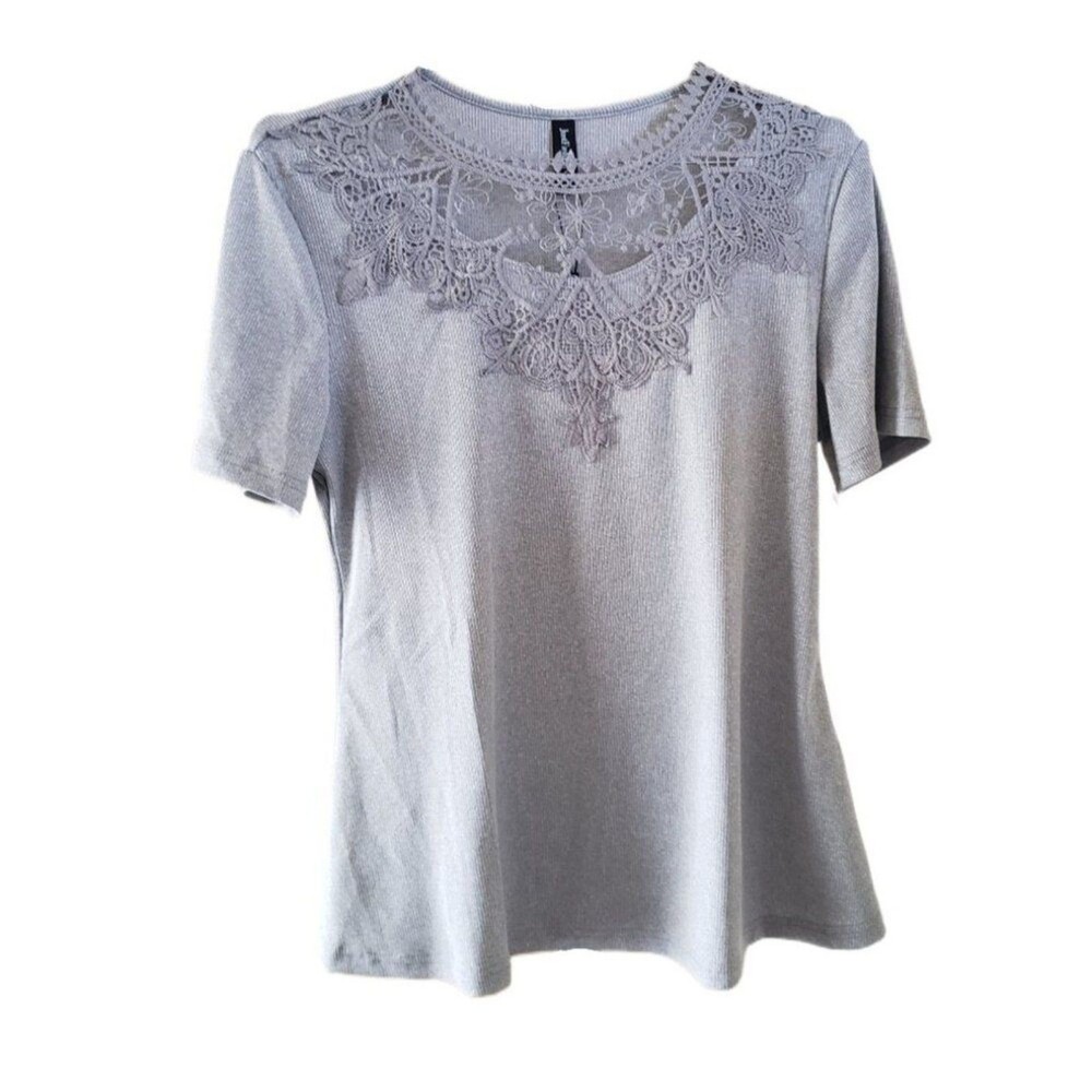 Just Fashion Now Gray Lace Contrast Short Sleeve Top
