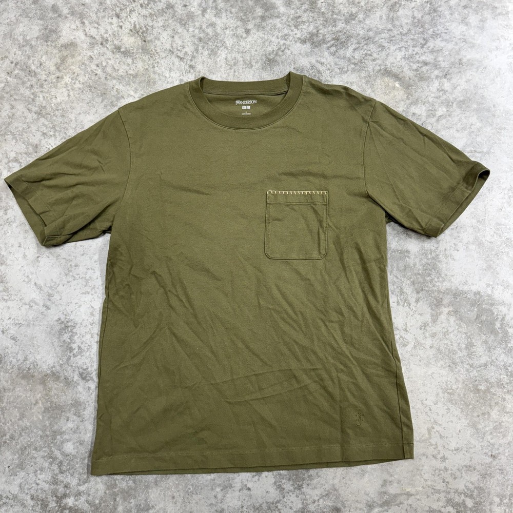 Uniqlo JW Anderson Shirt Mens Medium Green Pocket Tee Collab Crewneck Solid