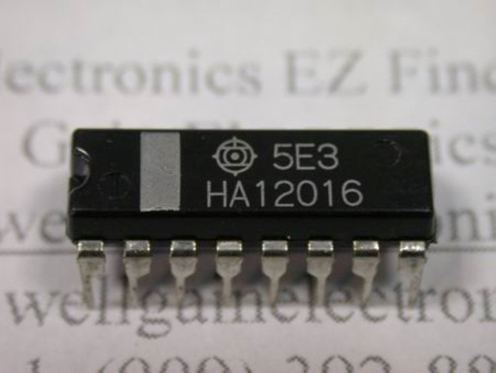 HITACHI HA12016 DIP FM Stereo Multiplex Decoder