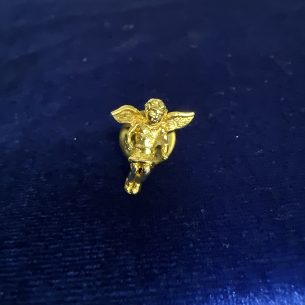 Guardian Angel Cherub Gold Tone Vintage Lapel Pin