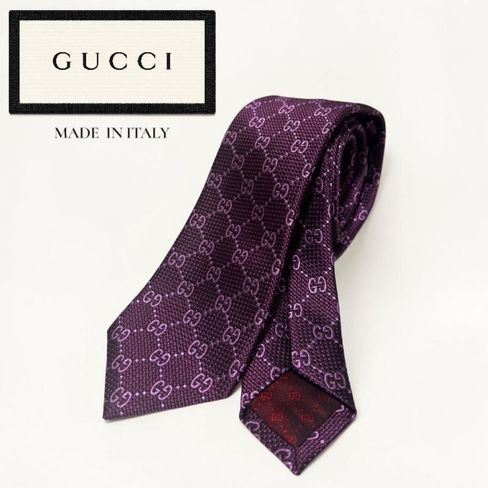 Excellent condition GUCCI tie silk GG pattern purple current tag made in Italy