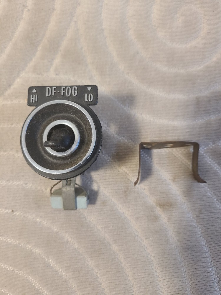 Original 1970-1972 Monte Carlo / Chevelle Rear Defogger / Defrost Switch & Bezel