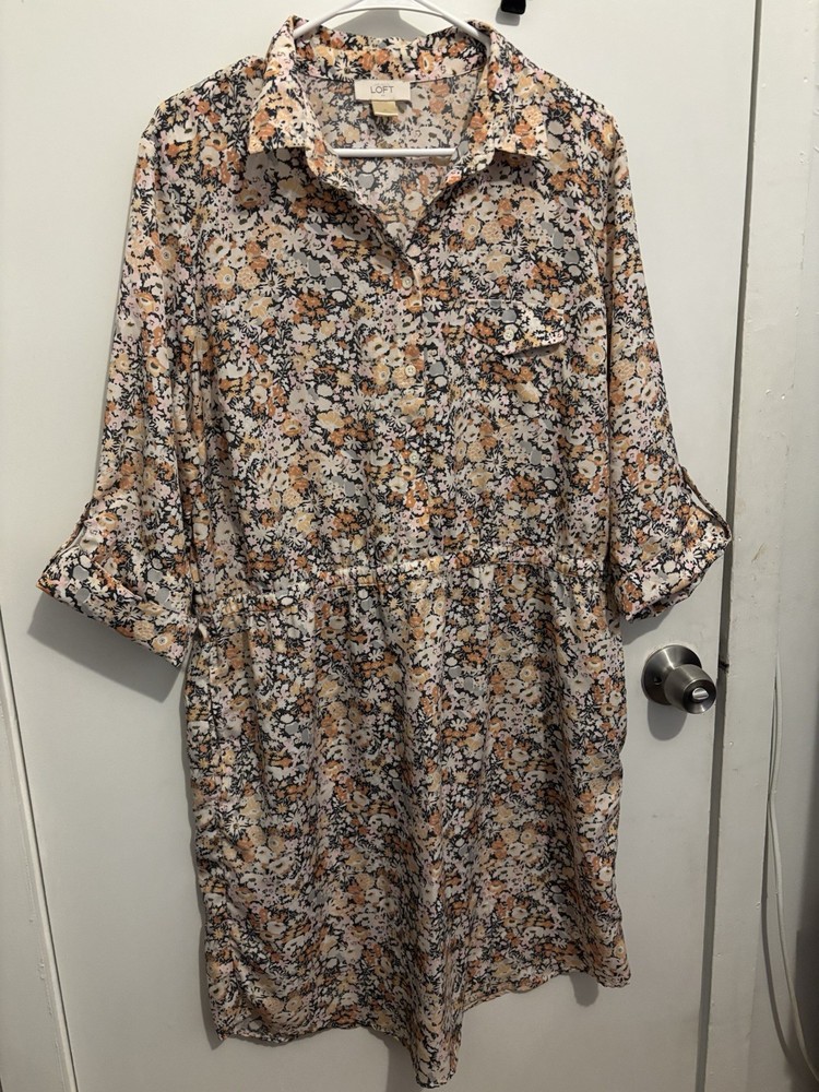 Loft Floral dress with pockets Size XL