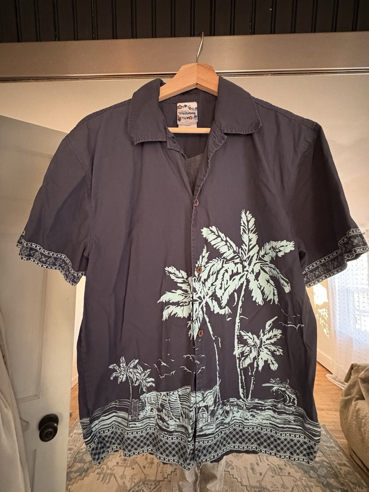 Disney Tiki Kingdom Hawaiian Shirt Mens M Blue Short Sleeve Button Up