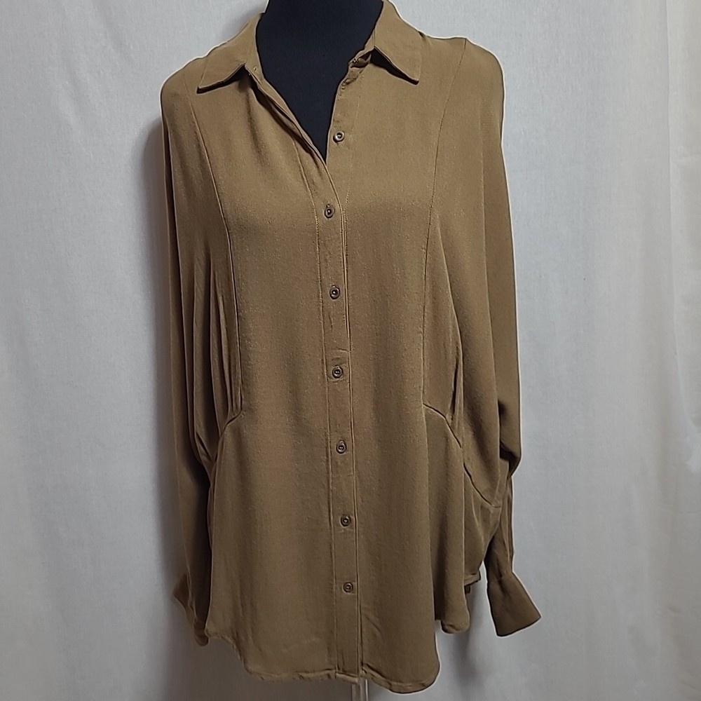 Free People Long Sleeve Drop Shoulder Top Size Medium Button Front Green