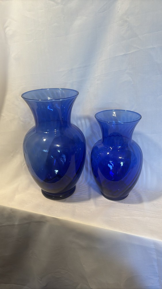 Set of 2 Cobalt Blue Glass Vases Indiana Glass Ribbed Swirl Art Glass