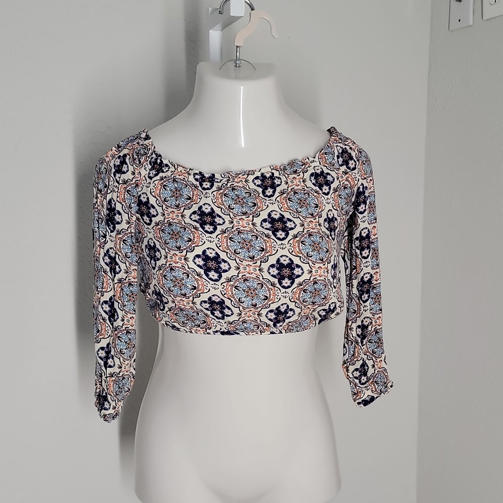 H&M Divided Blue Floral Long Sleeve Crop Blouse Size 6