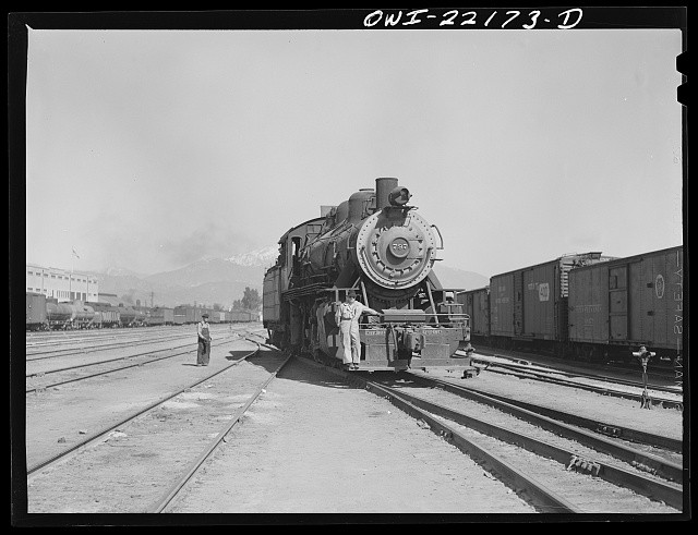 San Bernardino California 1943 Santa Fe Railroad Switch Engine Switchman Yard