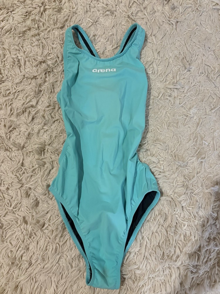 Arena Women’s St Next classic Tech Suit Size 28 Aquamarine