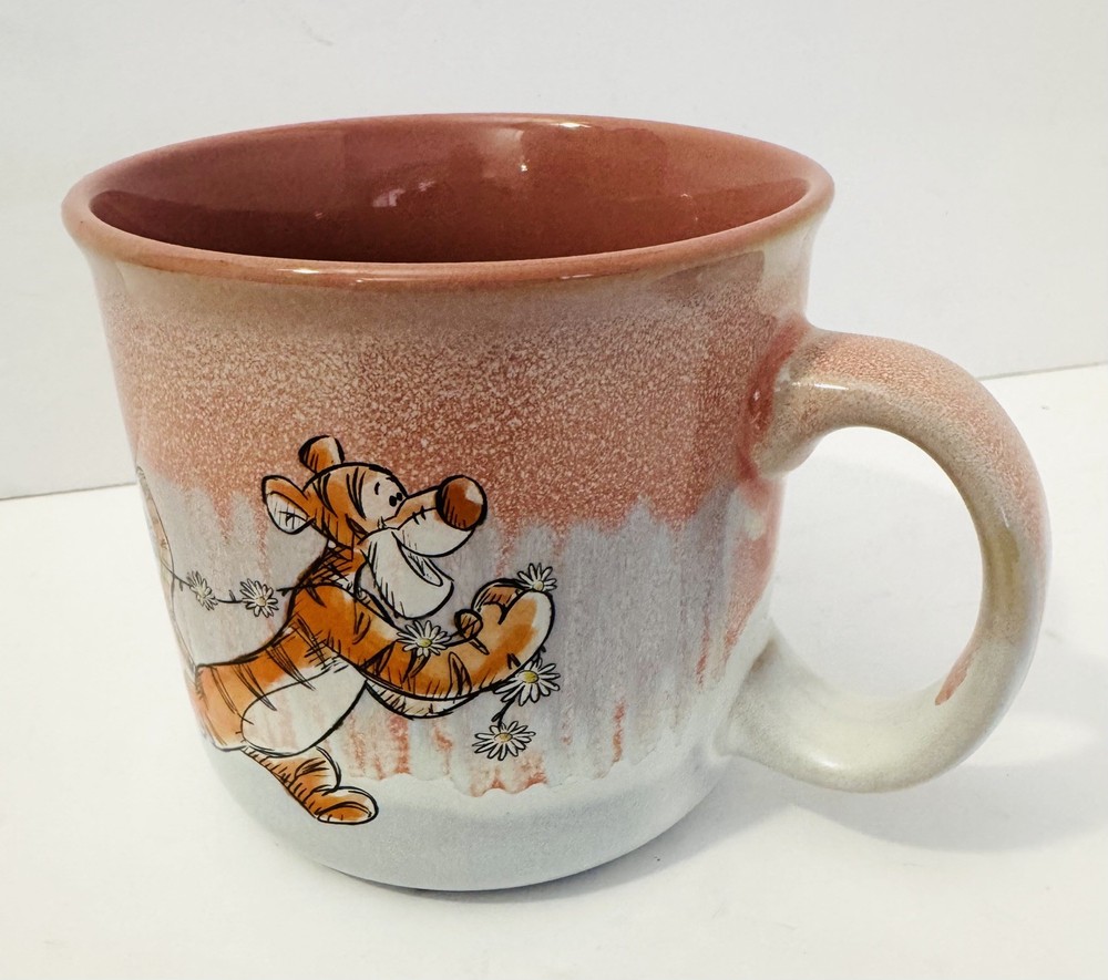 Disney Winnie The Pooh & Friends Autumn Walk 20 OZ Mug