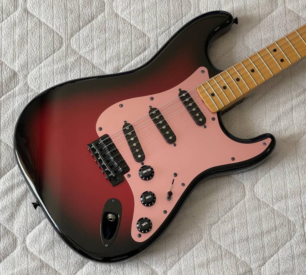 Fender Ken Stratocaster Galaxy Red  Safe Packing!