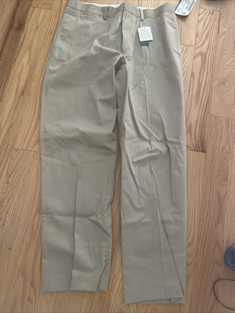 New LL Bean Classic Fit Khaki pants Size 34 X 31 Mens Pants Uniform