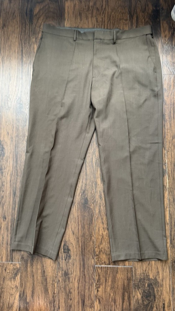Haggar Dress Pants Men 42X 30 Brown Pockets