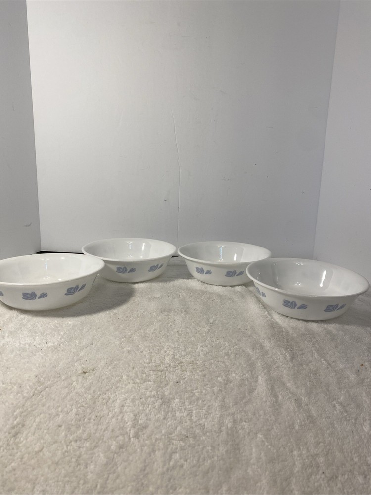 Set of 4 Corelle Friendships Fruit Dessert Bowls by Corning  