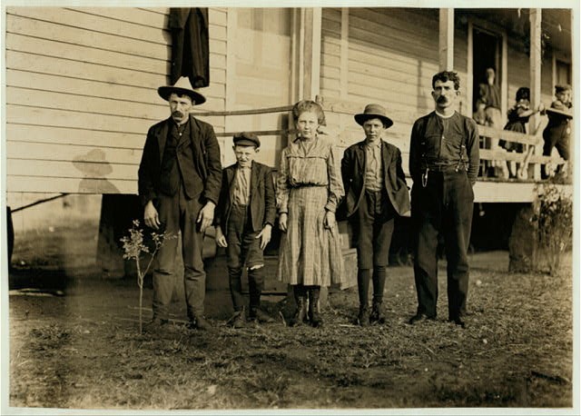 Textile Mill Workers,Gastonia,North Carolina,Lewis Wickes Hine,November 1908 1