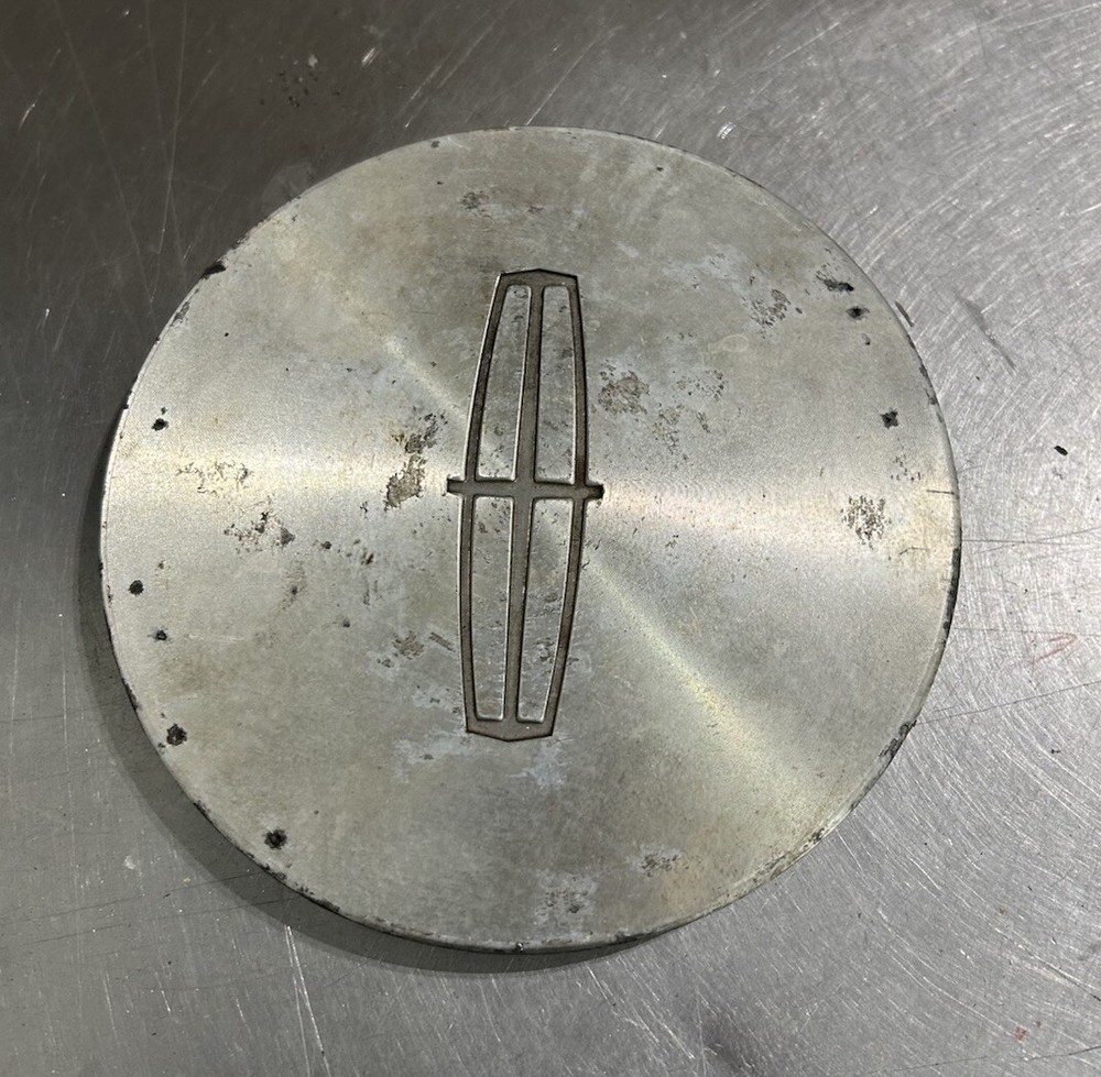 ✅1995-1998 Lincoln Town Car center cap  hub cap F8VC-1A096-CB #1177