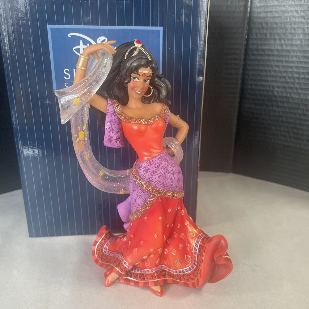 Disney Enesco Showcase Couture de Force Esmeralda from Hunchback of Notre Dame