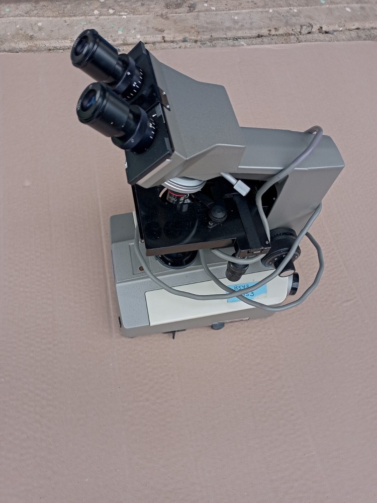 Olympus BH Microscope. Good Condition. Holds 5 Objectives