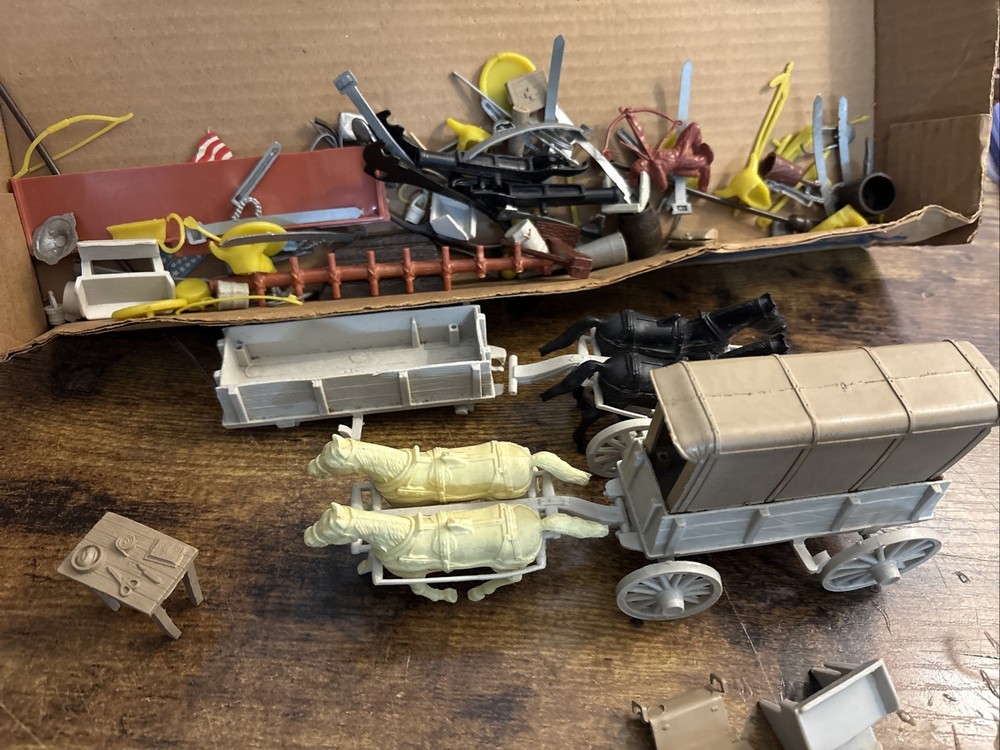 lot of vintage marx playset Wagons And Accessories . Western. Blue N Gray