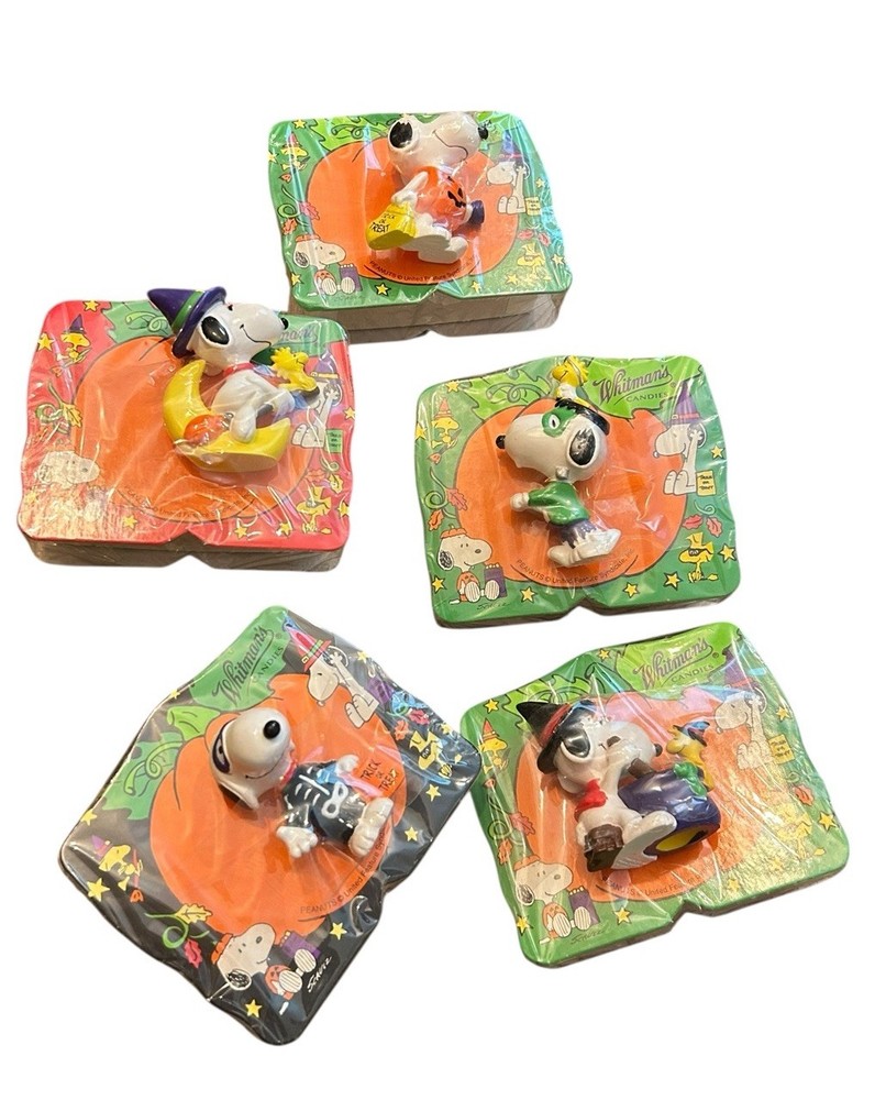 RARE 5 Halloween Snoopy Whitman Candy Box & Figurines Skeleton Zombie Witch Kid