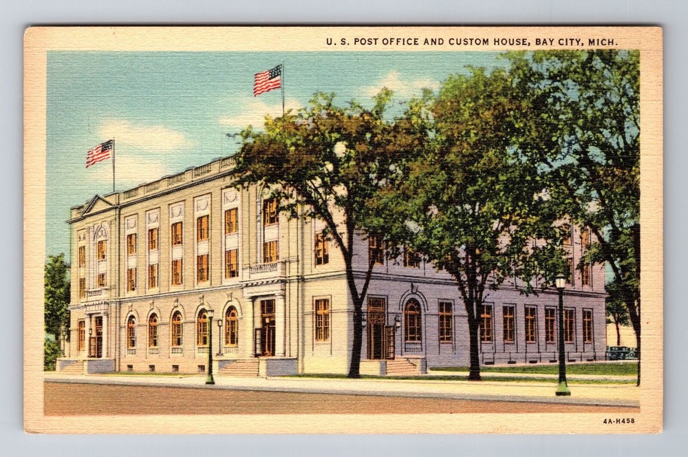 Bay City MI-Michigan, U.S Post Office and Customs House, Vintage Postcard