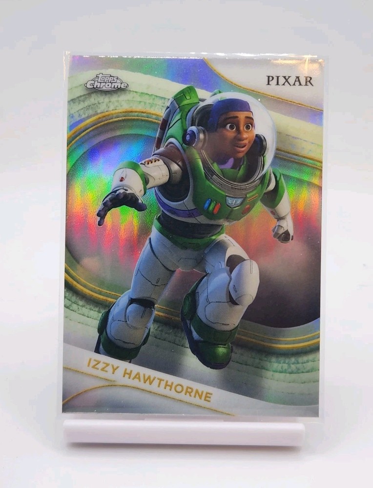 2025 Topps Chrome Disney Izzy Hawthorne Refractor #29 Lightyear