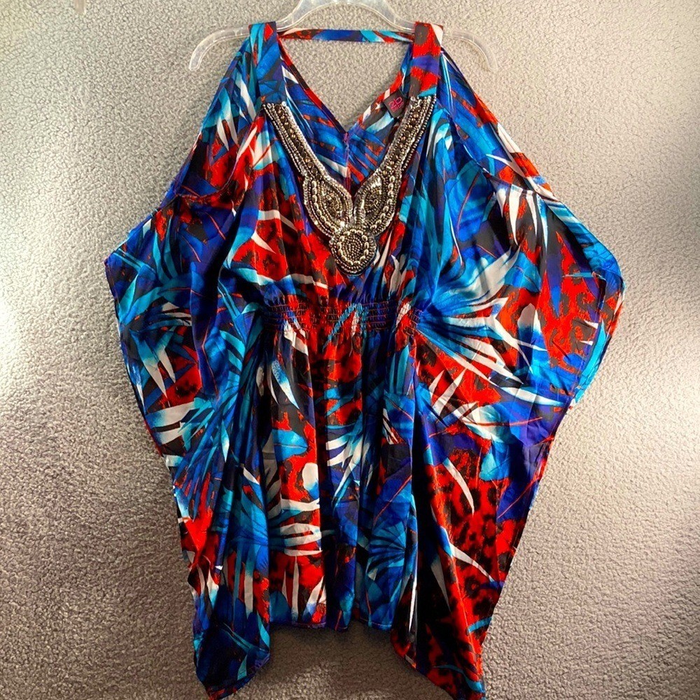 2b bebe Kaftan Top Womens Small Blue Red Tropical Beaded Cold Shoulder 708FF204