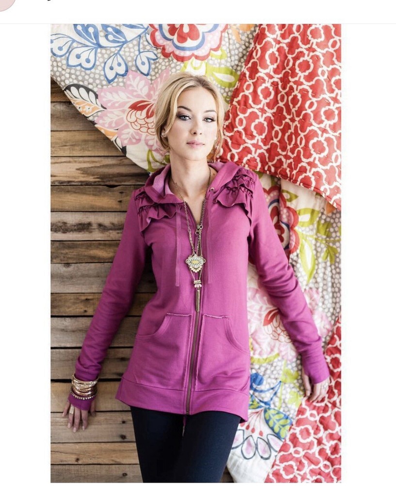Evy’s Tree Mauve Reese Ruffle Hoodie Size Small