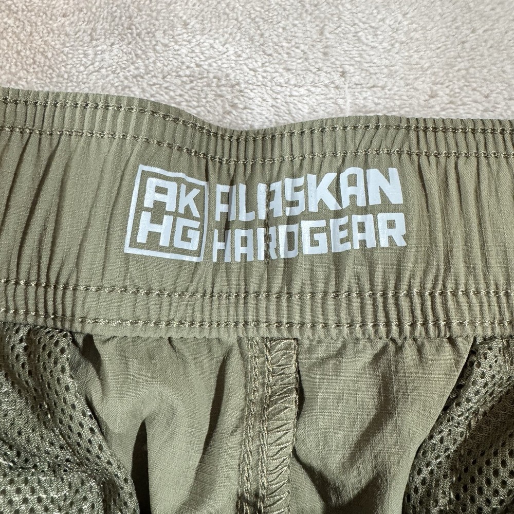 Alaskan Hardgear Duluth Trading Shorts Mens 40 Green Hiking